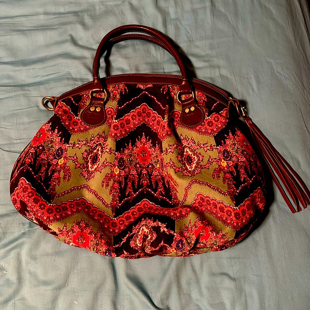 M Antonia handbag. Like new. Measurements in photos